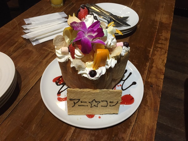 アニコンのゲームイベント賞品のハニーケーキ
