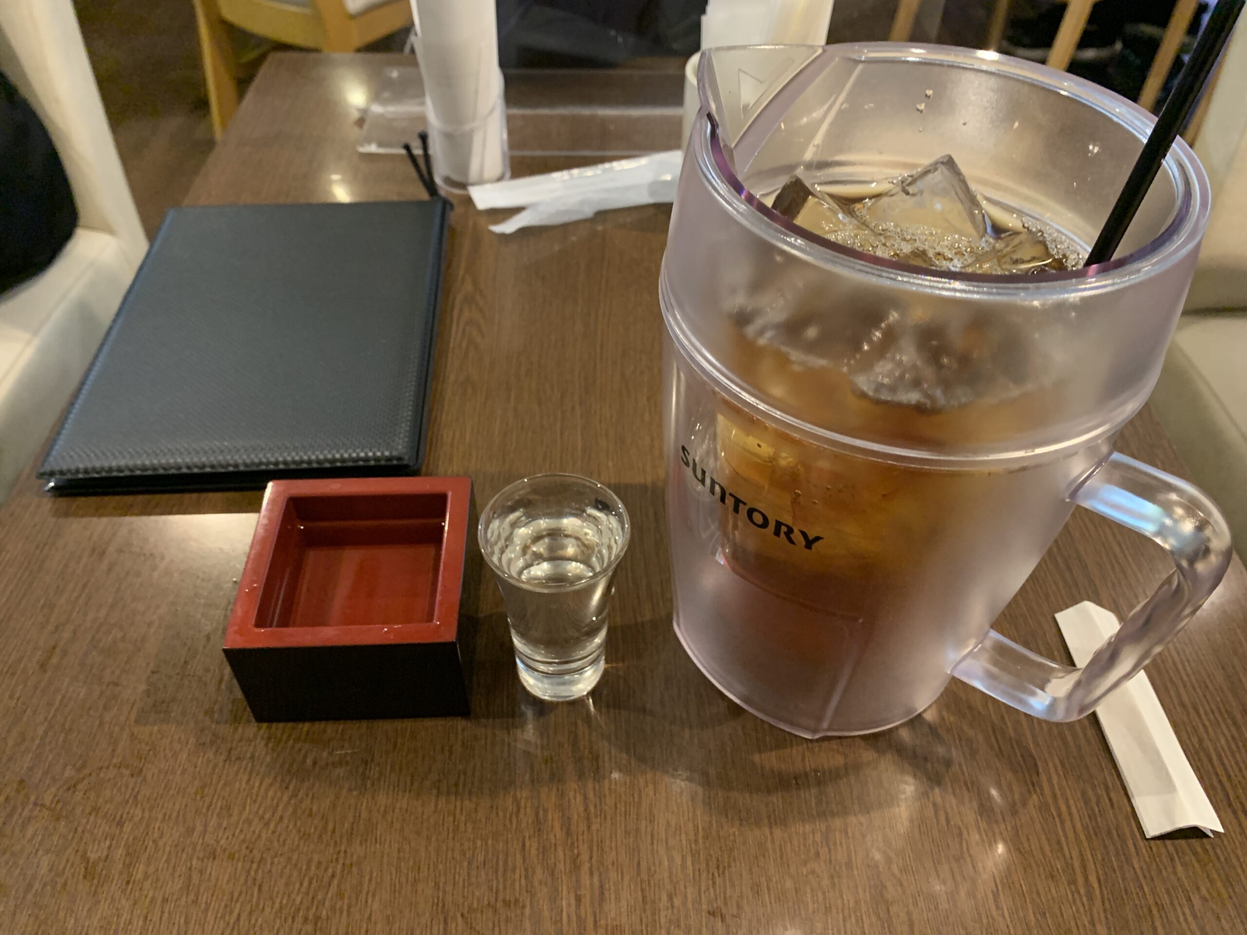 ハニハニ横浜店のウーロン茶ビッグサイズ